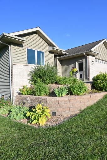 Photo for 804 Crestwood Court, Spring Valley, MN 55975 - Listing #6565811 804 Crestwood Court, Spring Valley, MN 55975