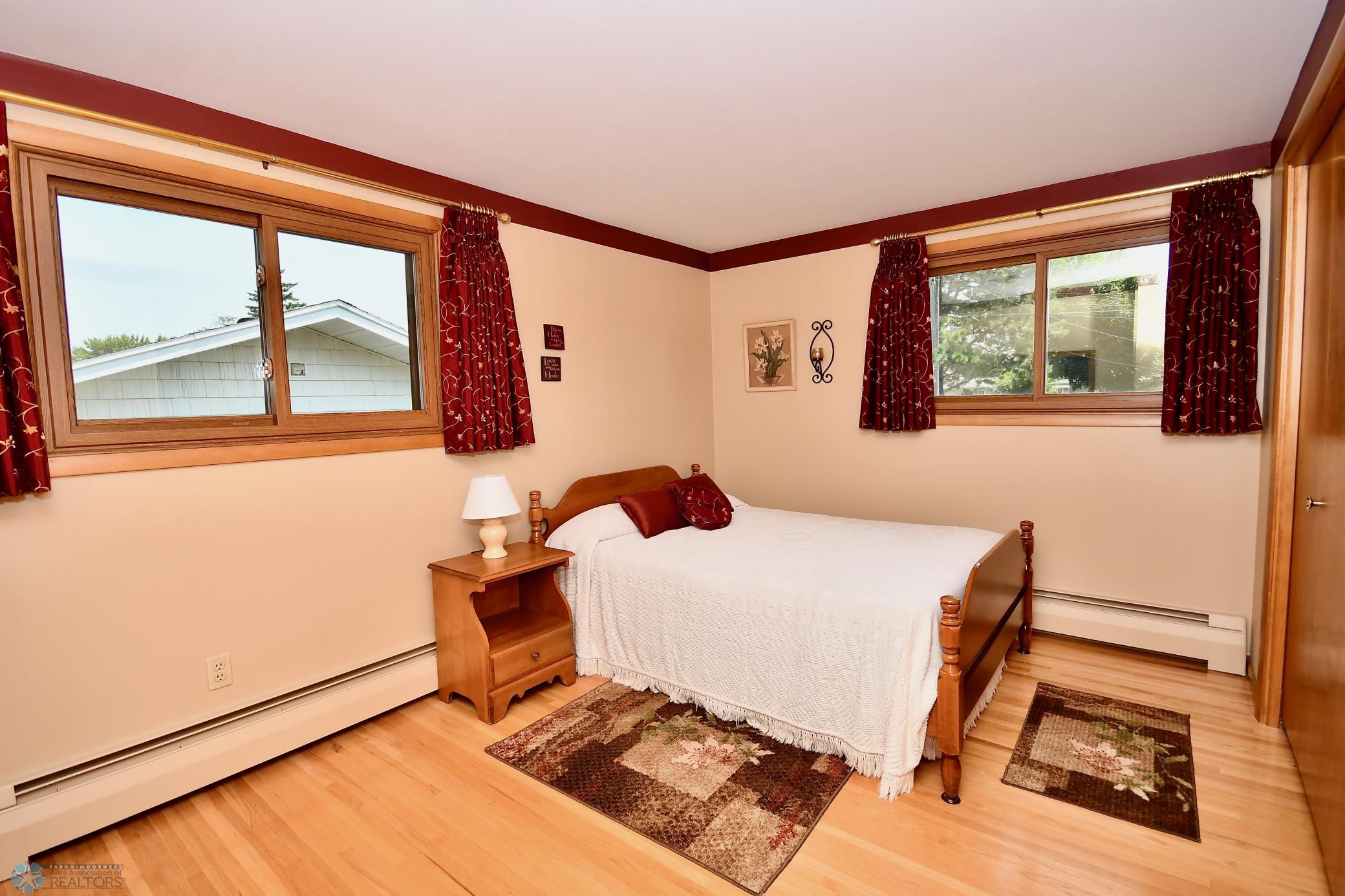 Upstairs Bedroom 2