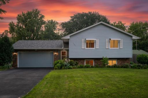 1121 Shryer Avenue W, Saint Paul, MN 55113