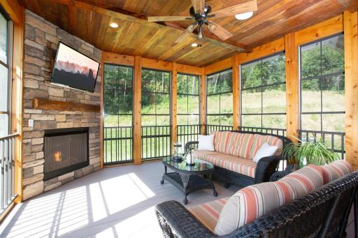 345 153rd Avenue, Somerset, WI 54025