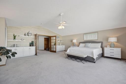 10420 S Shore Drive, Minneapolis, MN 55441