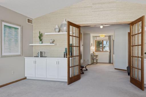 10420 S Shore Drive, Minneapolis, MN 55441