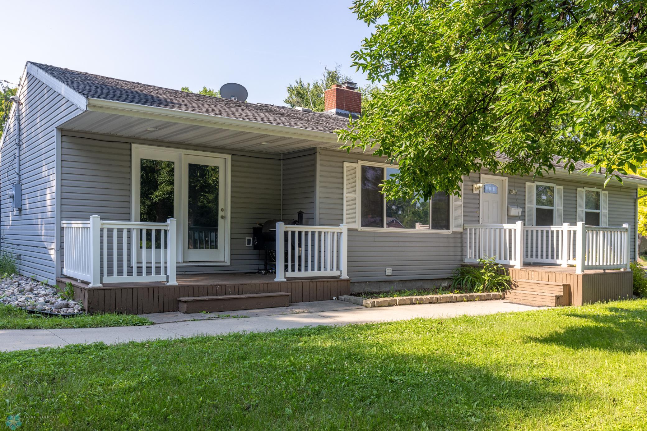 1205 16th Ave S Moorhead-4.jpg
