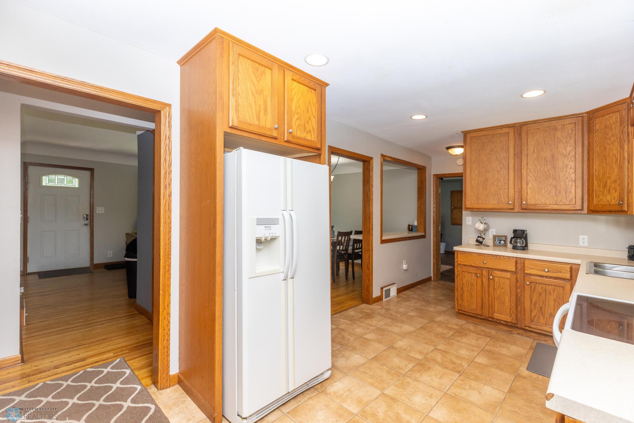 1205 16th Ave S Moorhead-18.jpg