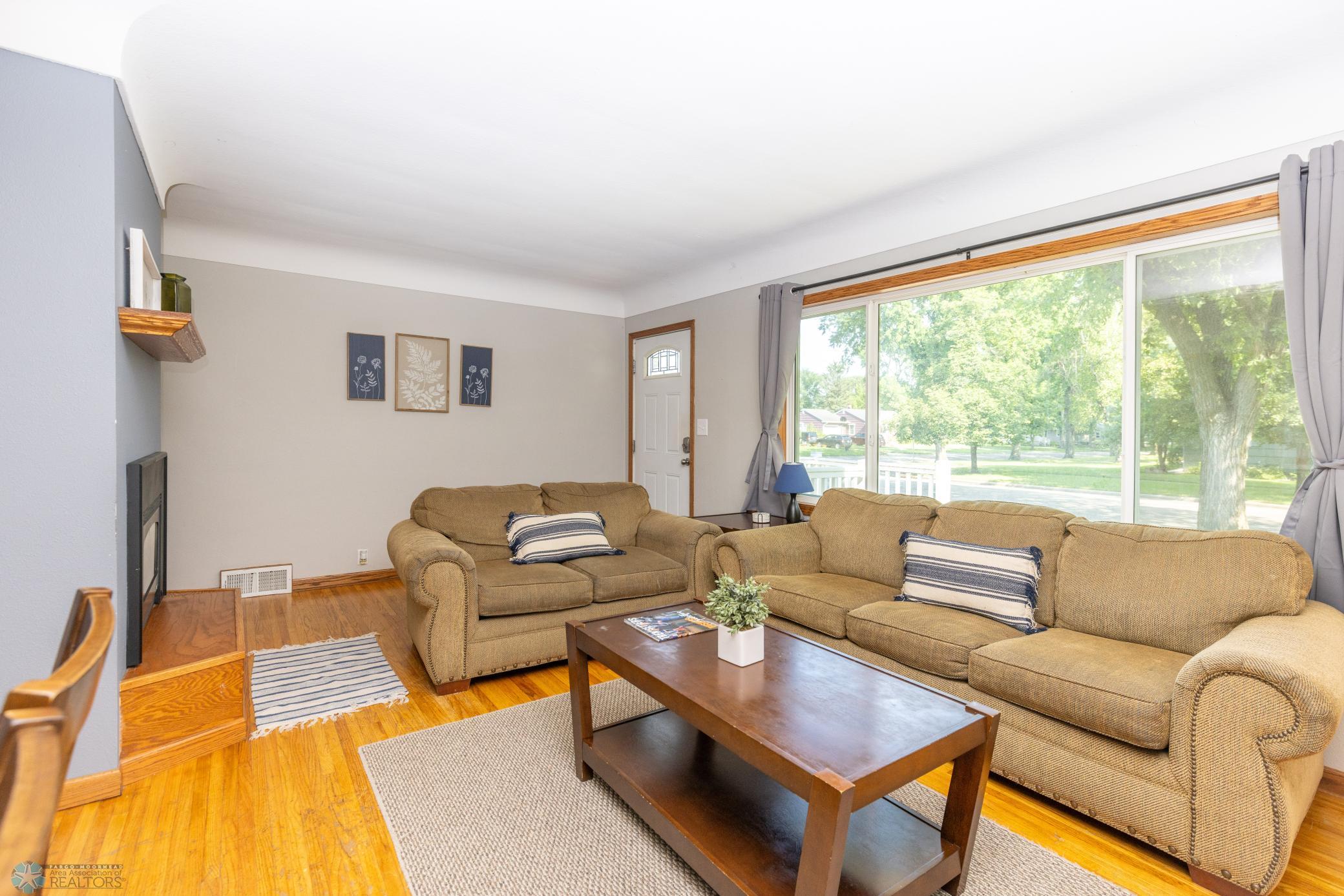 1205 16th Ave S Moorhead-13.jpg