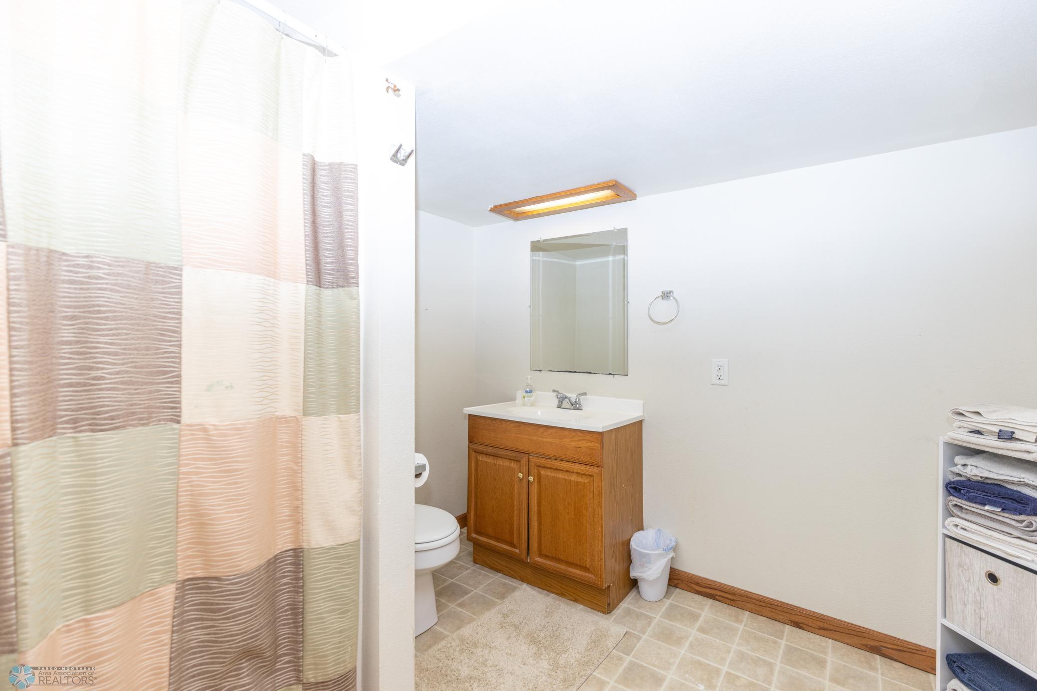 1205 16th Ave S Moorhead-46.jpg