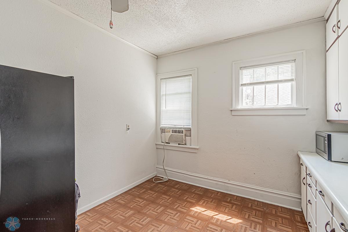 342 19th St N, Fargo, ND 58102-23.jpg
