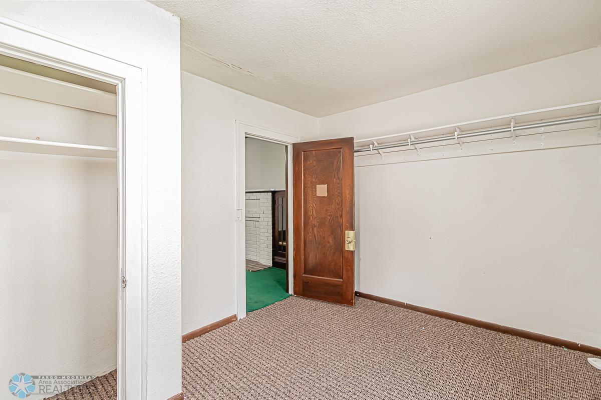 342 19th St N, Fargo, ND 58102-14.jpg