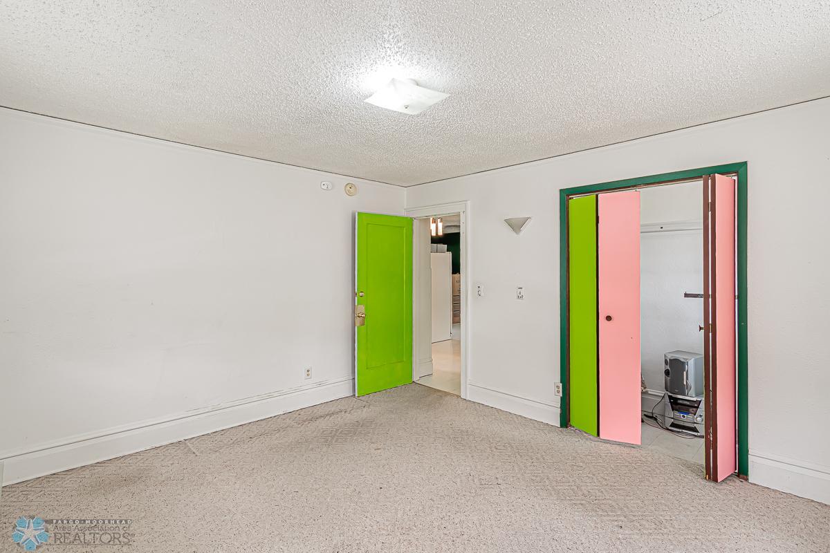 342 19th St N, Fargo, ND 58102-50.jpg