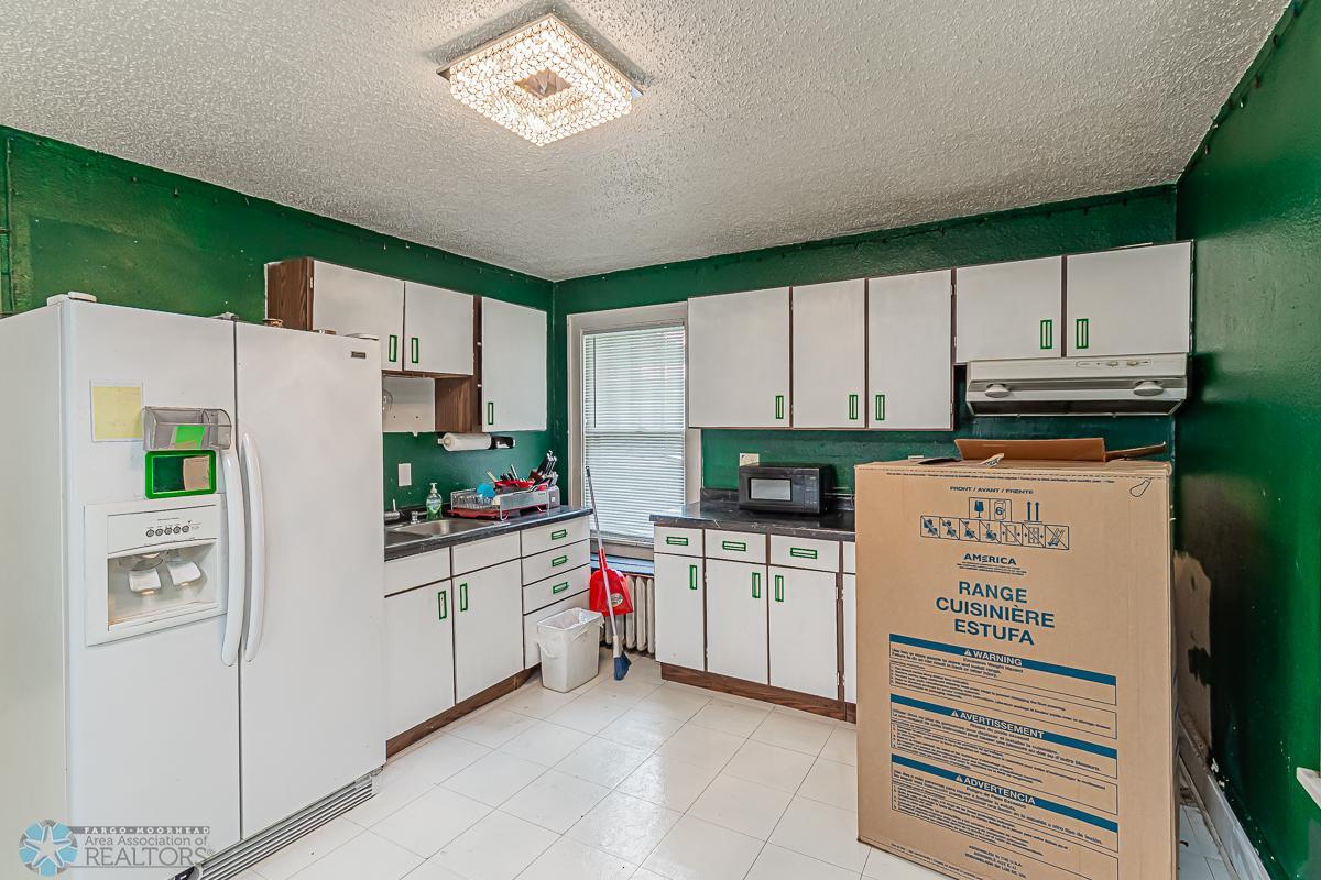 342 19th St N, Fargo, ND 58102-44.jpg