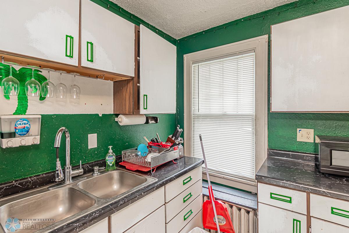 342 19th St N, Fargo, ND 58102-45.jpg