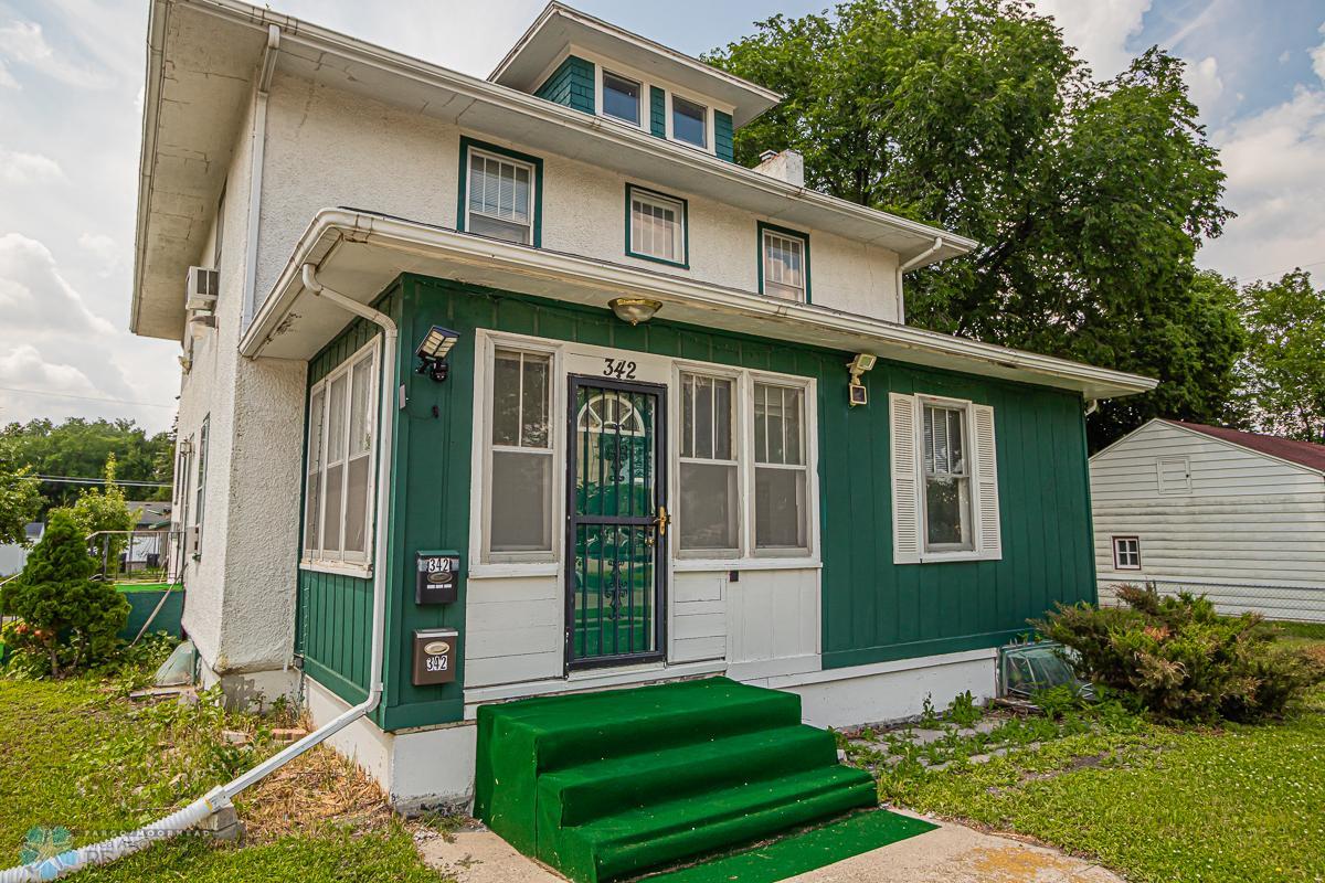 342 19th St N, Fargo, ND 58102-02.jpg