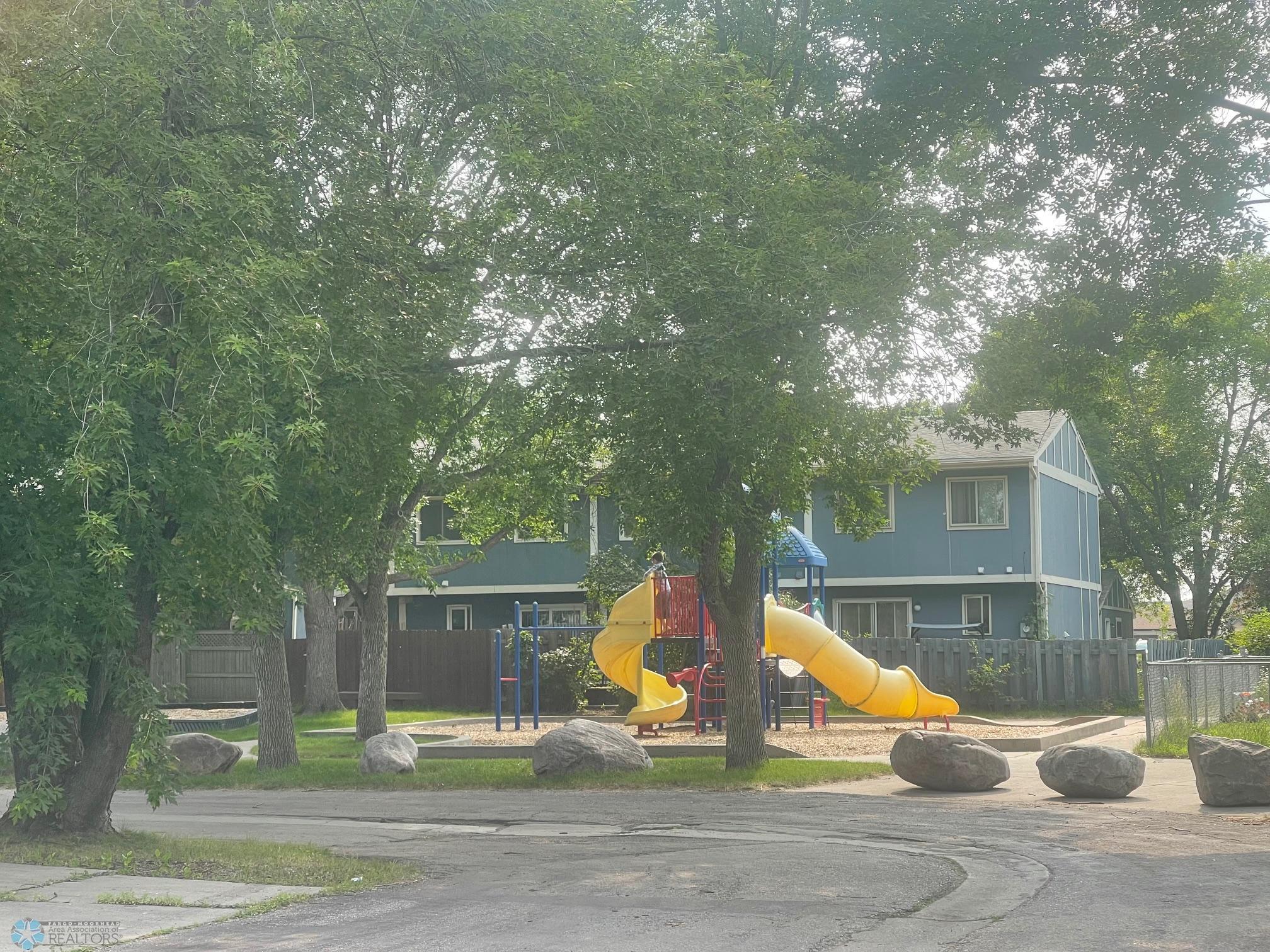 Park / playground equipment