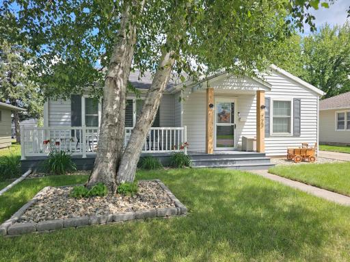 723 E 2nd Street, Redwood Falls, MN 56283