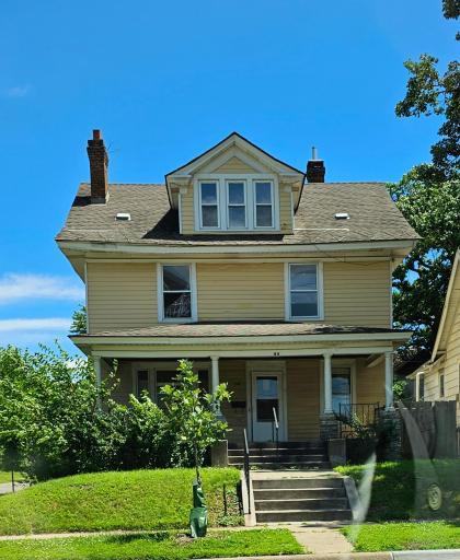 84 Cleveland Avenue N, Saint Paul, MN 55104