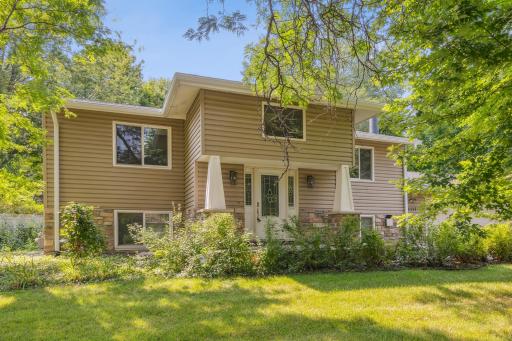 Photo for 3335 Urbandale Lane N, Minneapolis, MN 55447 - listing #6566421 Welcome home to 3335 Urbandale Lane N, Plymouth!