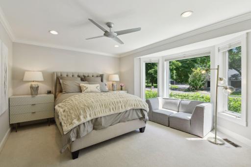 5763 Long Brake Circle S, Edina, MN 55439