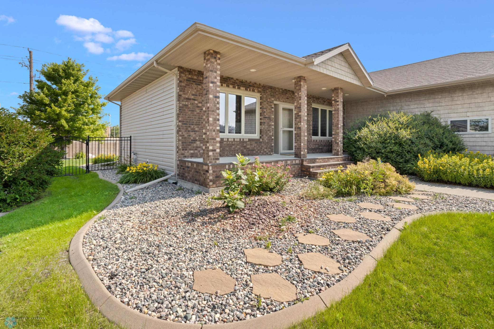 Curb edging