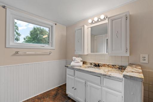 4531 Manchester Road, Mound, MN 55364