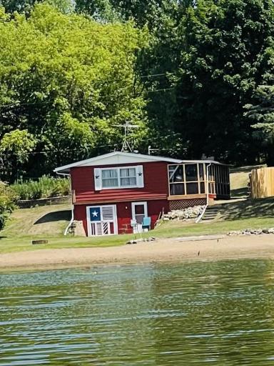 Check out this sandy beach at this 2bedroom cabin on N Center