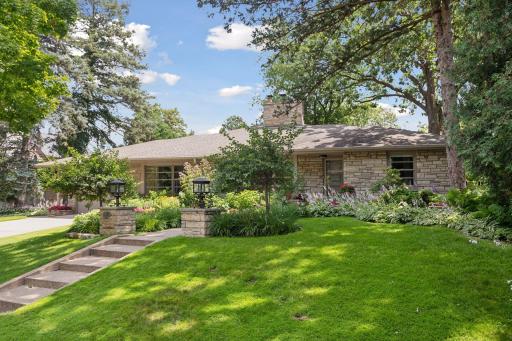 2765 Thomas Avenue S, Minneapolis, MN 55416