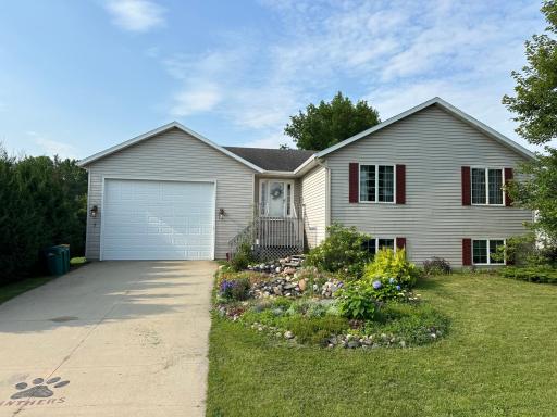 Photo for 7 Lillie Lane SE, Pine Island, MN 55963 - listing #6566689 7 Lillie Lane SE, Pine Island, MN 55963