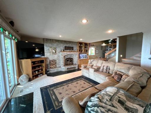 11333 N Shore Drive, Spicer, MN 56288