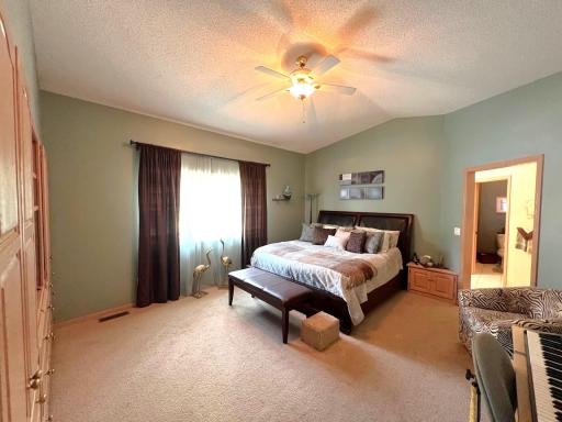 11333 N Shore Drive, Spicer, MN 56288