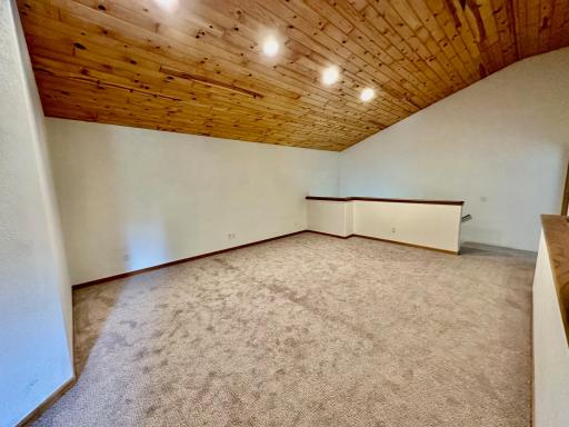 55266 349th Street, Warroad, MN 56763
