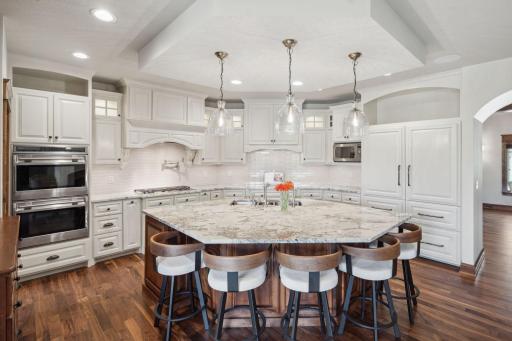 9-web-or-mls-10998 Sweetwater Path-0010.jpg