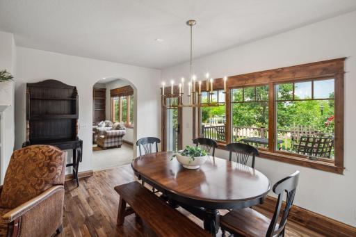 13-web-or-mls-10998 Sweetwater Path-0014.jpg