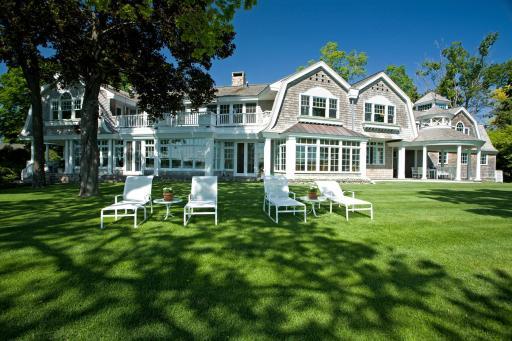 1655 Bohns Point Road, Wayzata, MN 55391