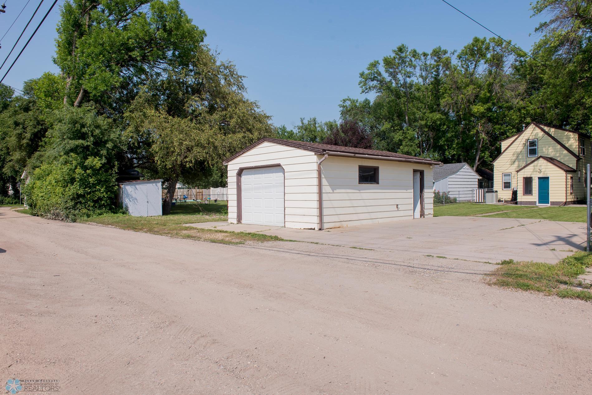 Garage- Alley access
