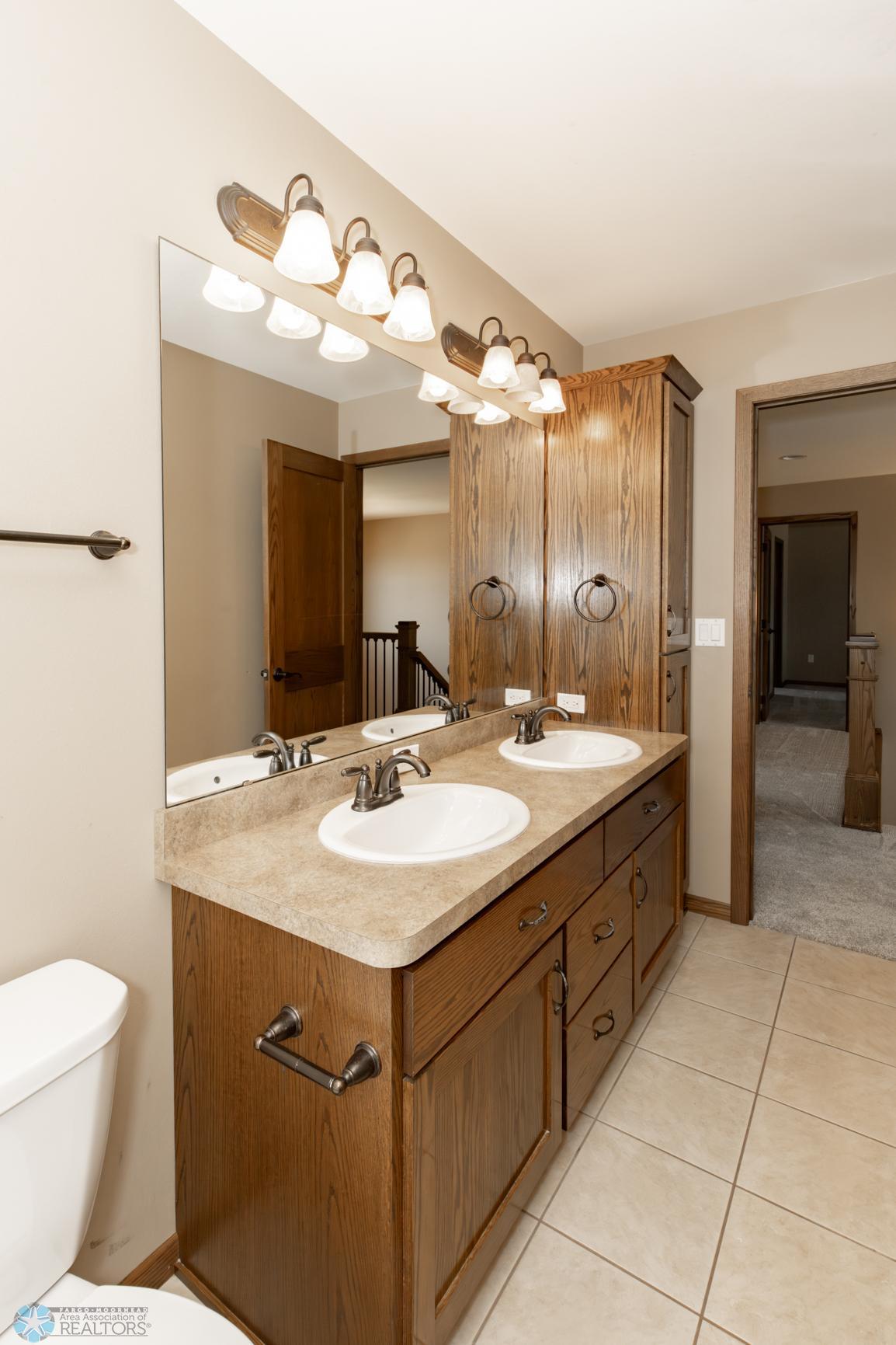 Bathroom 3 - Full