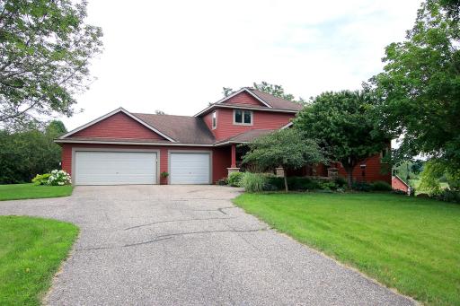 9785 Oak Avenue, Waconia, MN 55387