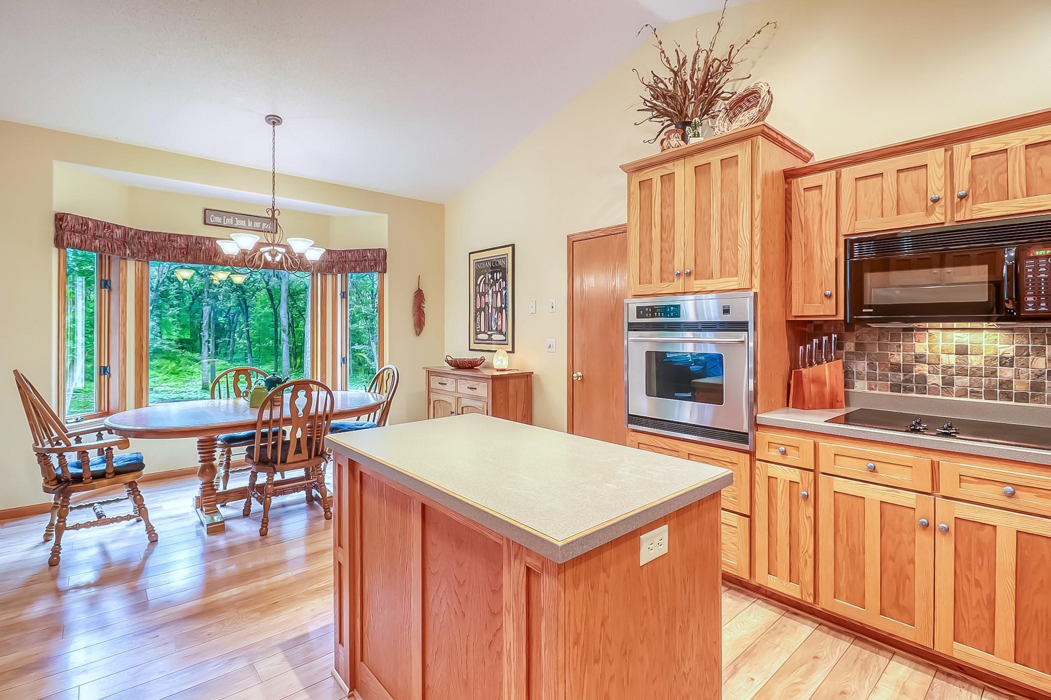 Kitchen1_4.jpg