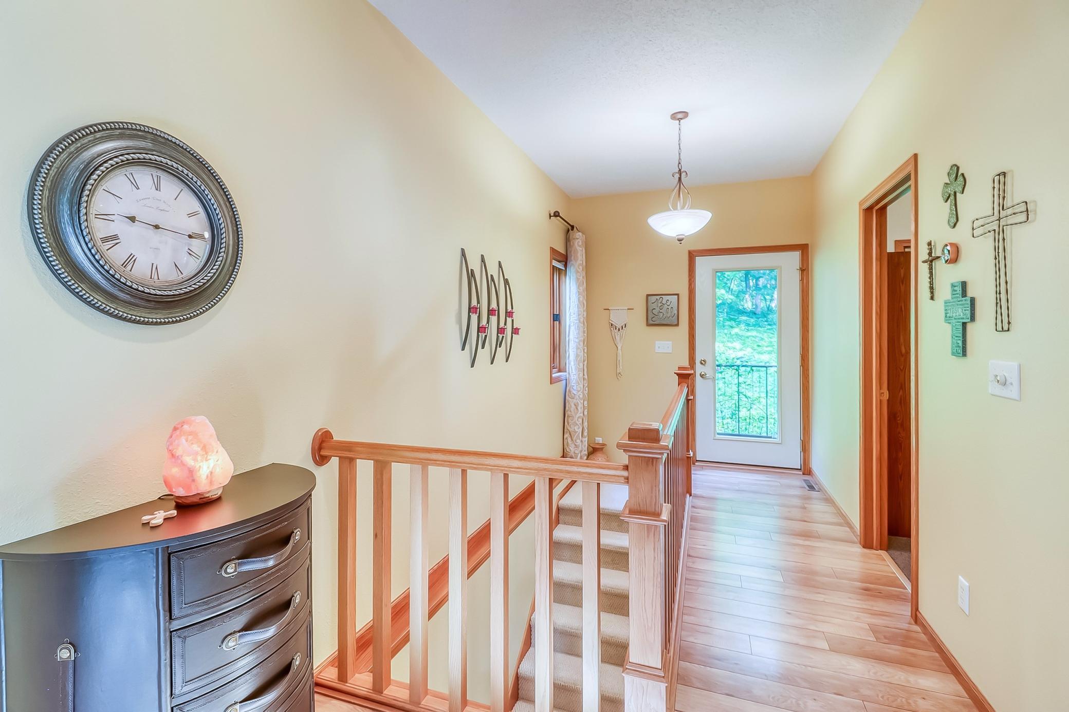 Stairway1_2.jpg