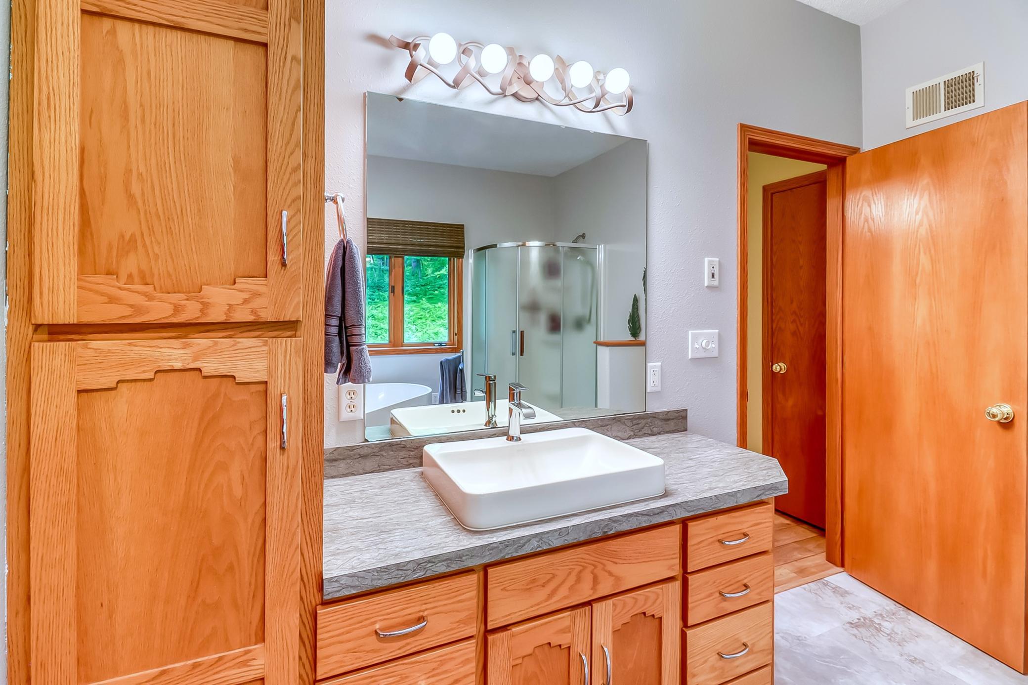 Primary Bathroom1_2.jpg