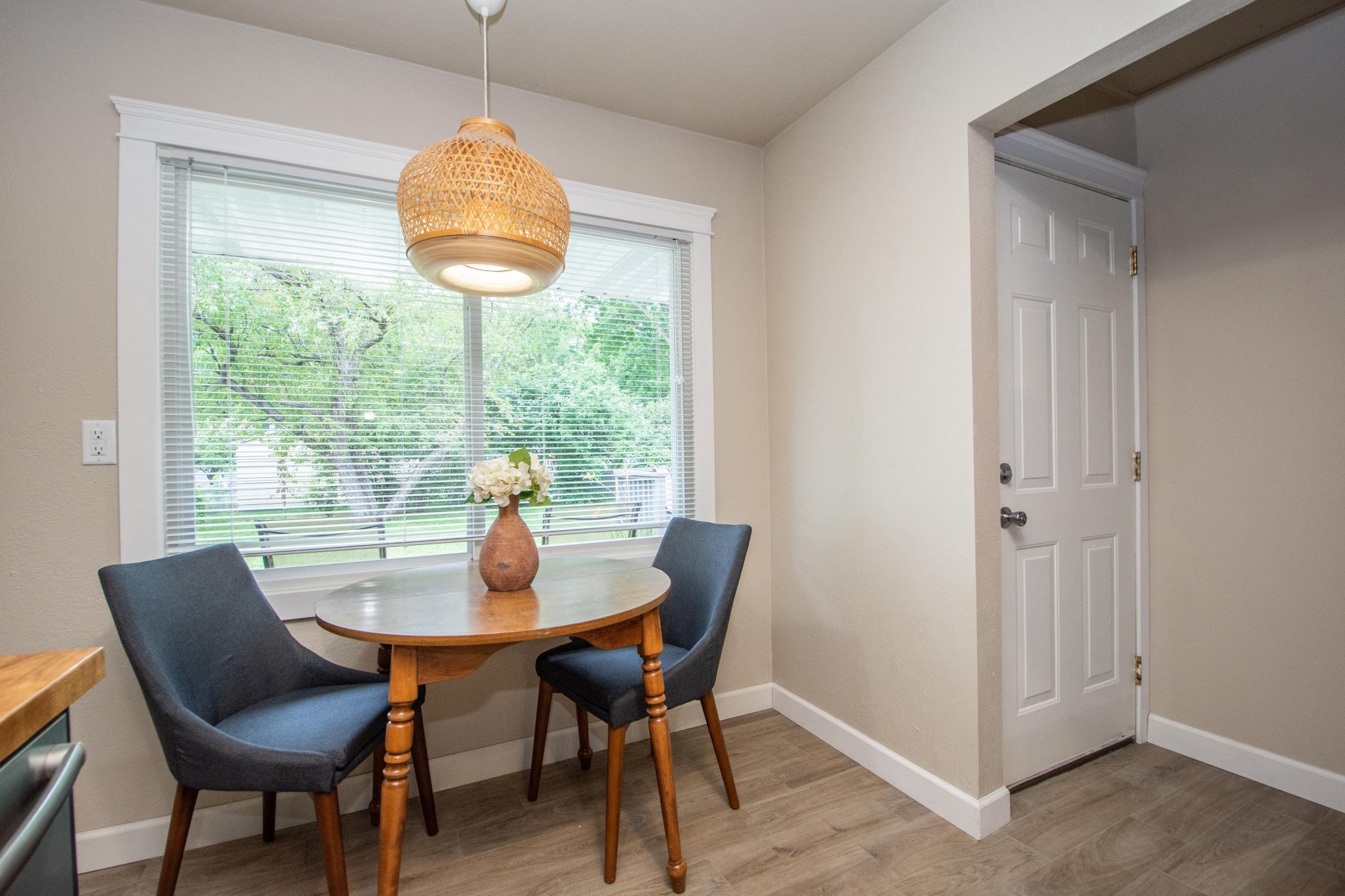 Breakfast nook