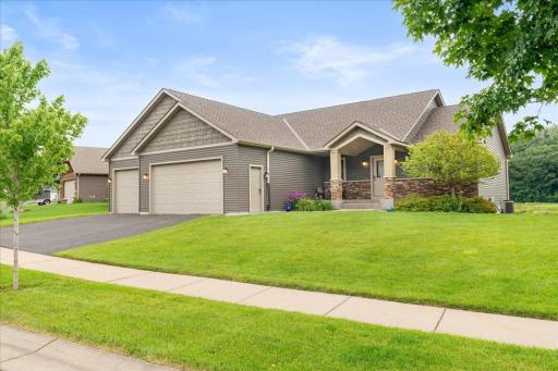 234 Glenmeadow Street, River Falls, WI 54022