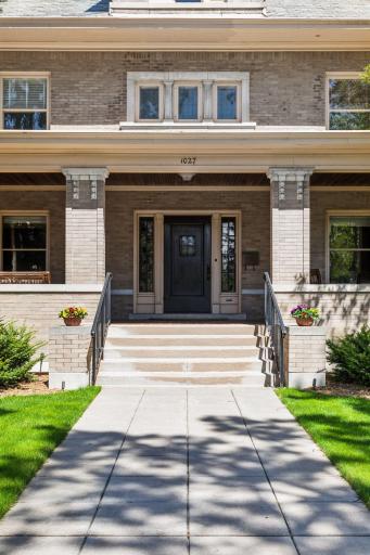 1027 Summit Avenue, Saint Paul, MN 55105