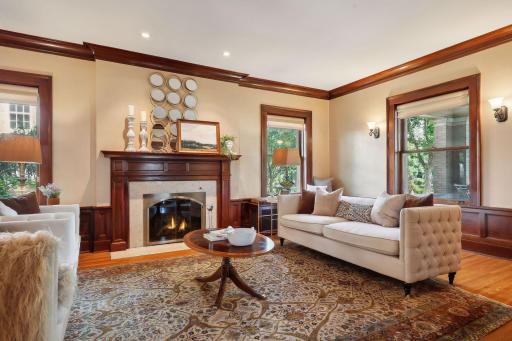 1027 Summit Avenue, Saint Paul, MN 55105