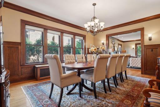 1027 Summit Avenue, Saint Paul, MN 55105