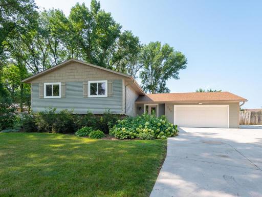332 Ridge Road, Mayer, MN 55360