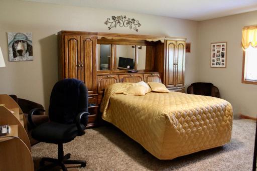 1523 Cartway Drive, Thief River Falls, MN 56701