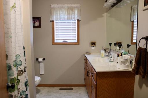1523 Cartway Drive, Thief River Falls, MN 56701