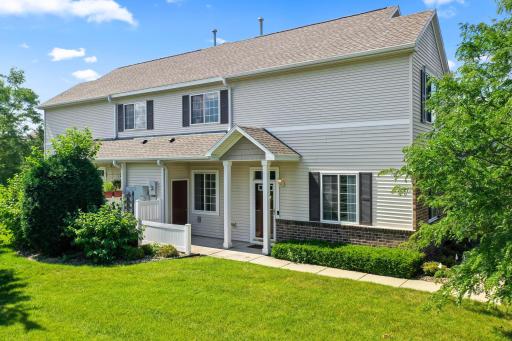 5968 Sandcherry Place NW, Rochester, MN 55901