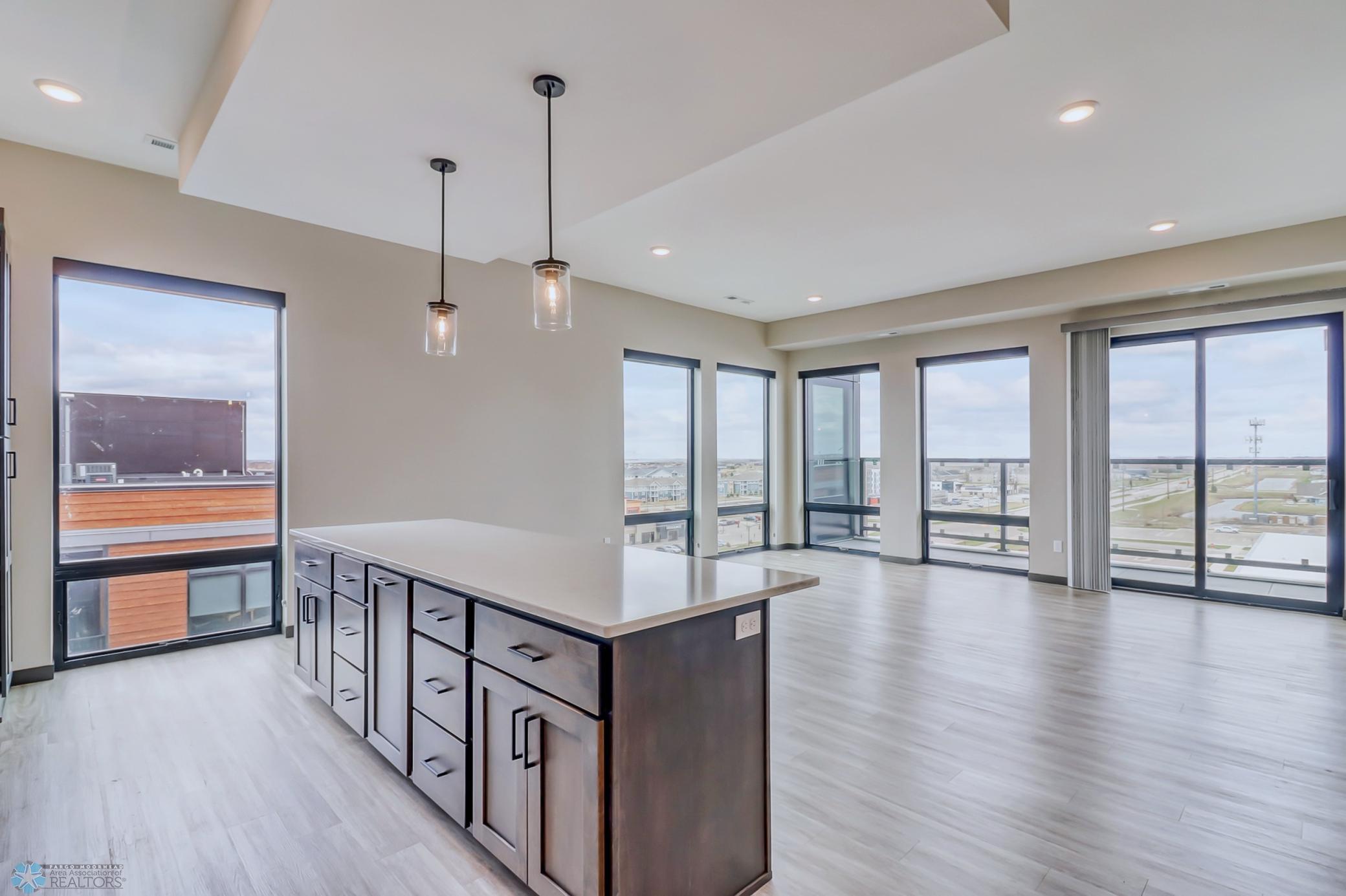 Kitchen1_5.jpg