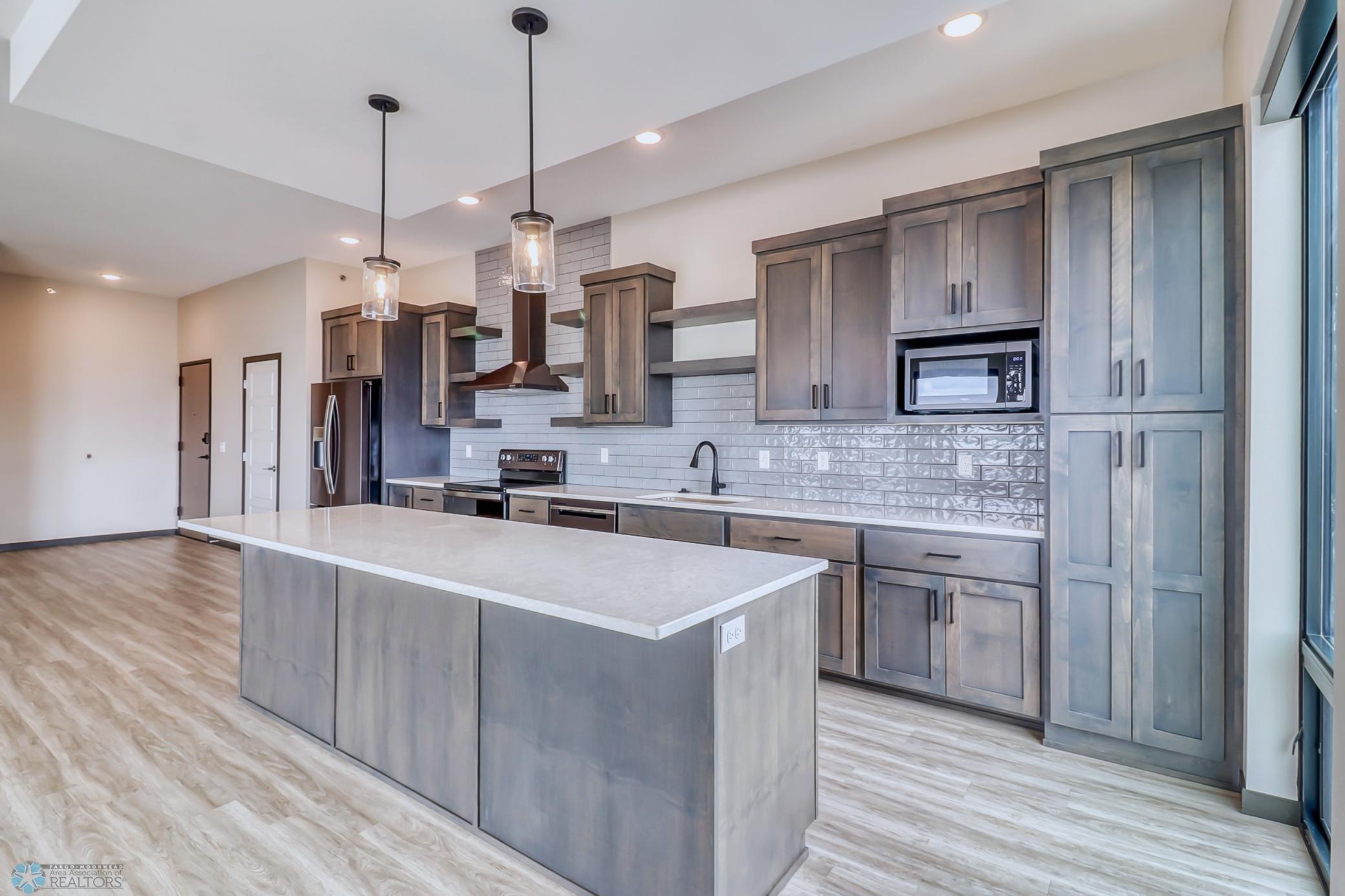 Kitchen1_3.jpg