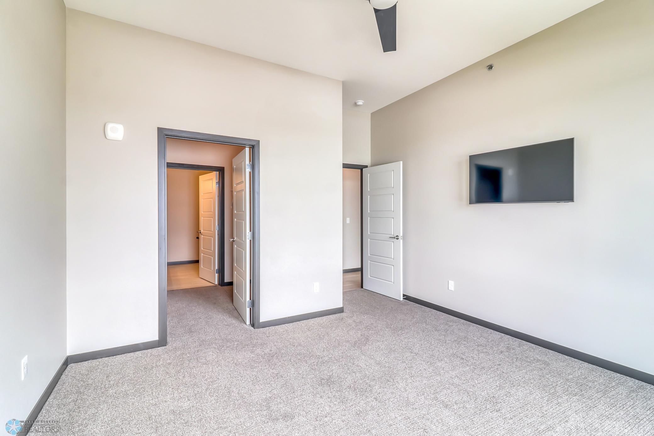 Primary Bedroom1_2.jpg